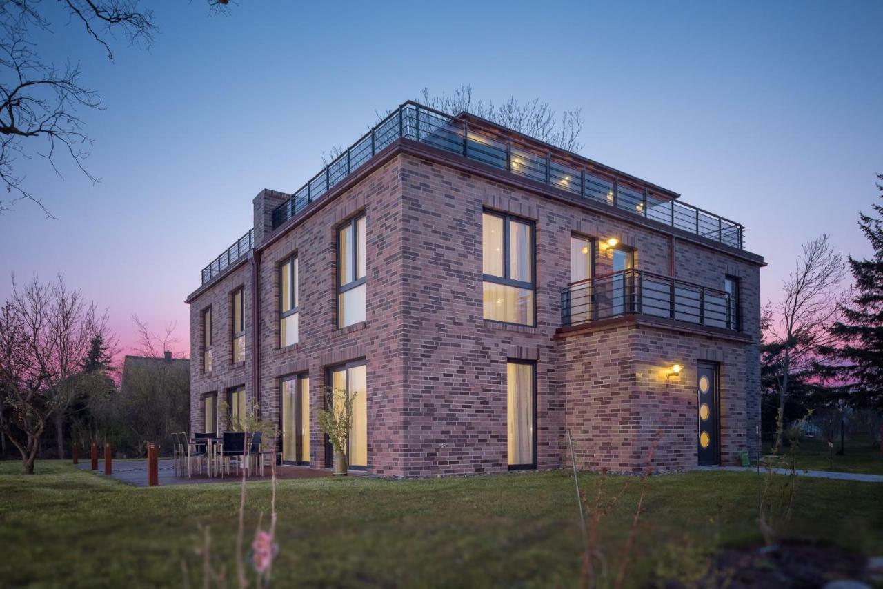 Villa Lotsenhaeuser Ruegen - Luxus Ferienhaus - 3 Schlafzimmer - Sauna - Dachterrasse Mit Boddenblick Бреге Екстериор снимка
