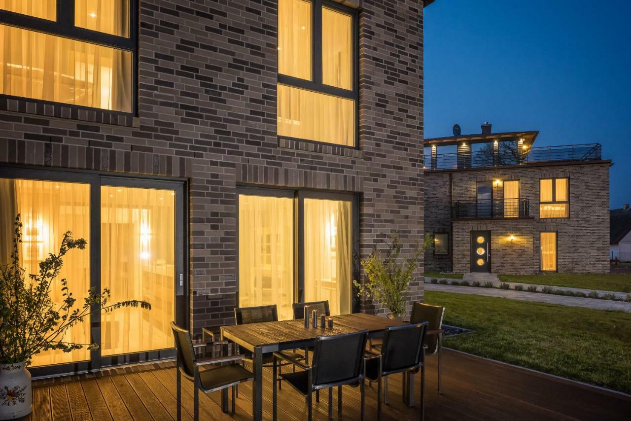 Villa Lotsenhaeuser Ruegen - Luxus Ferienhaus - 3 Schlafzimmer - Sauna - Dachterrasse Mit Boddenblick Бреге Екстериор снимка