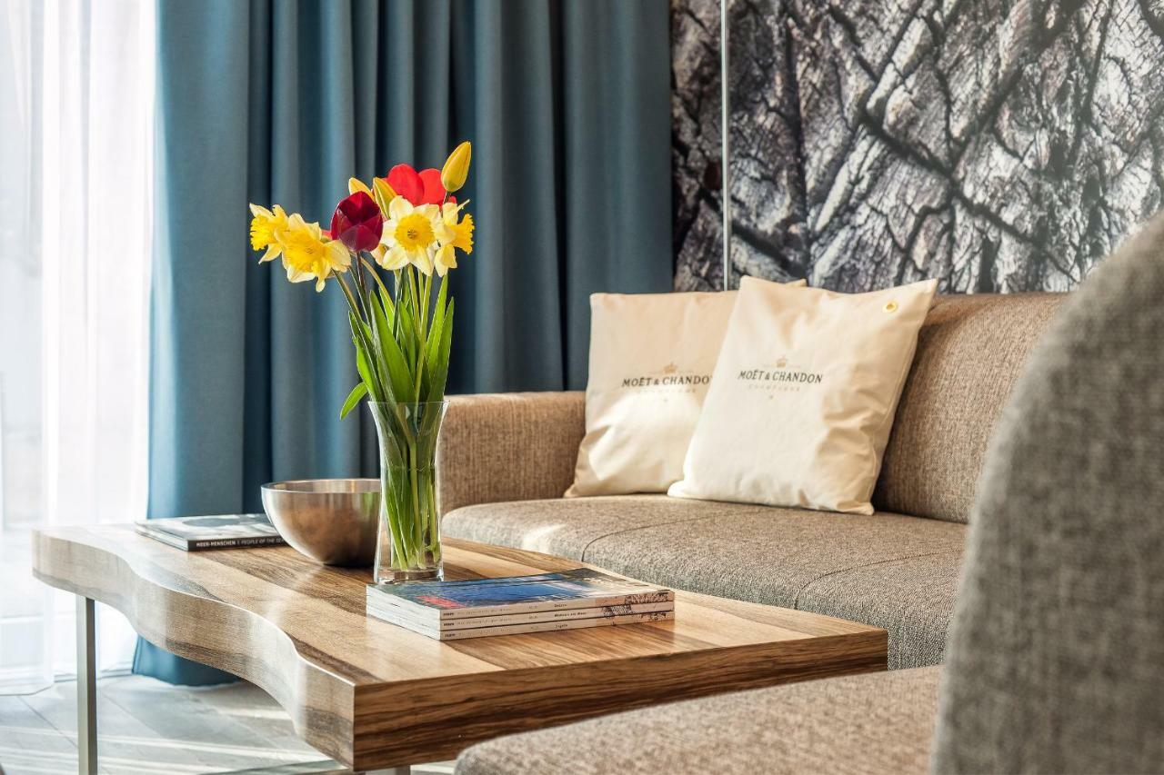 Villa Lotsenhaeuser Ruegen - Luxus Ferienhaus - 3 Schlafzimmer - Sauna - Dachterrasse Mit Boddenblick Бреге Екстериор снимка