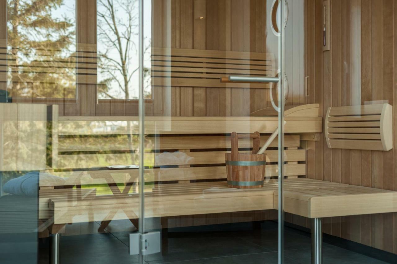Villa Lotsenhaeuser Ruegen - Luxus Ferienhaus - 3 Schlafzimmer - Sauna - Dachterrasse Mit Boddenblick Бреге Екстериор снимка